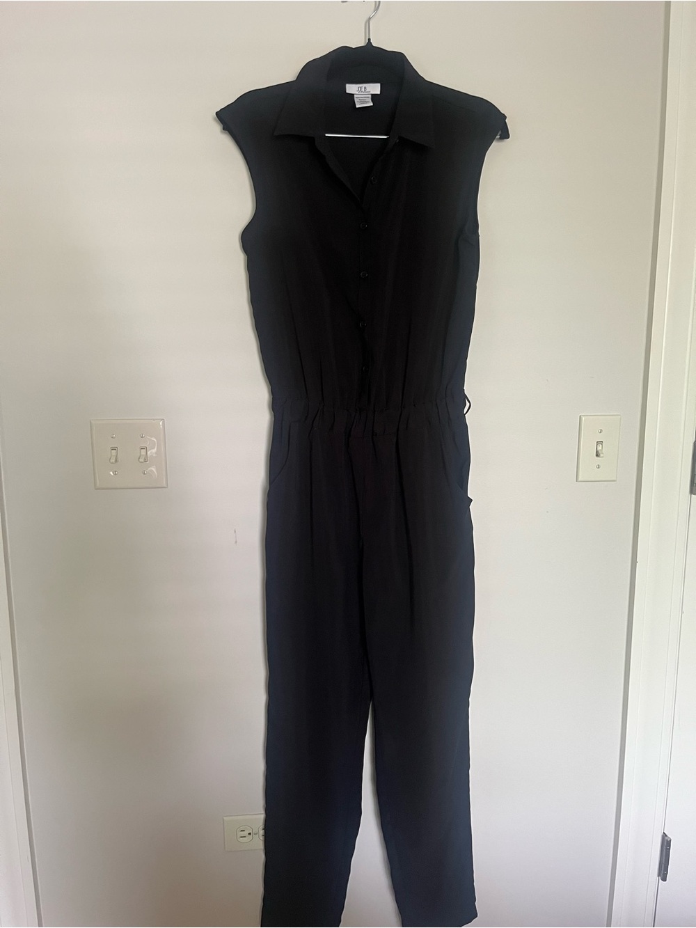 Joe B Sleeveless Black Jumpsuit - Classic Collared Design small missing belt